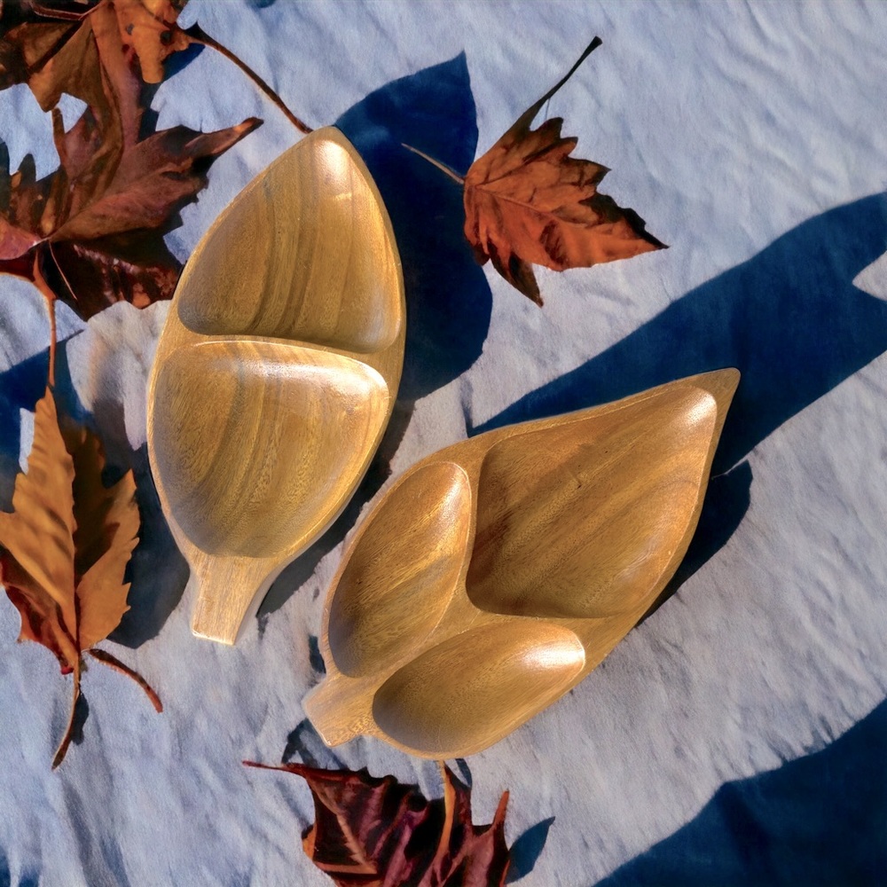 Vintage Set of leaf serving dishes, monkeypod wood, 14” long.
